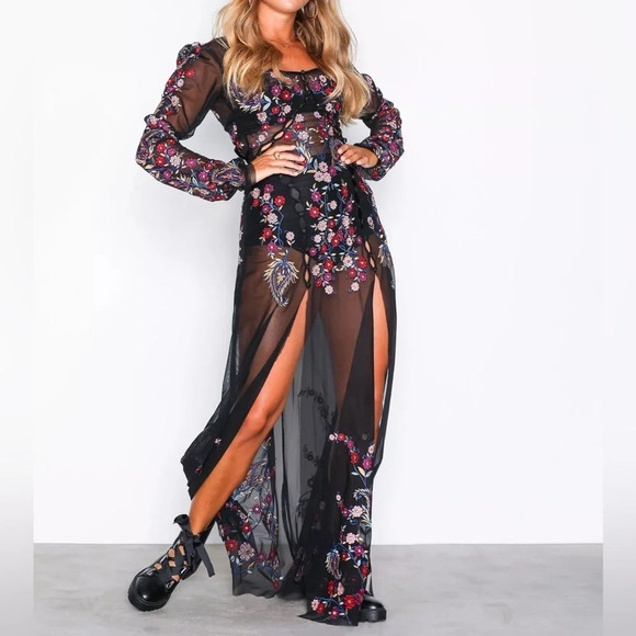 For Love And Lemons Dresses & Skirts - For Love and Lemons Ester Maxi Dress Embroidered Floral Maxi Slits Bodysuit